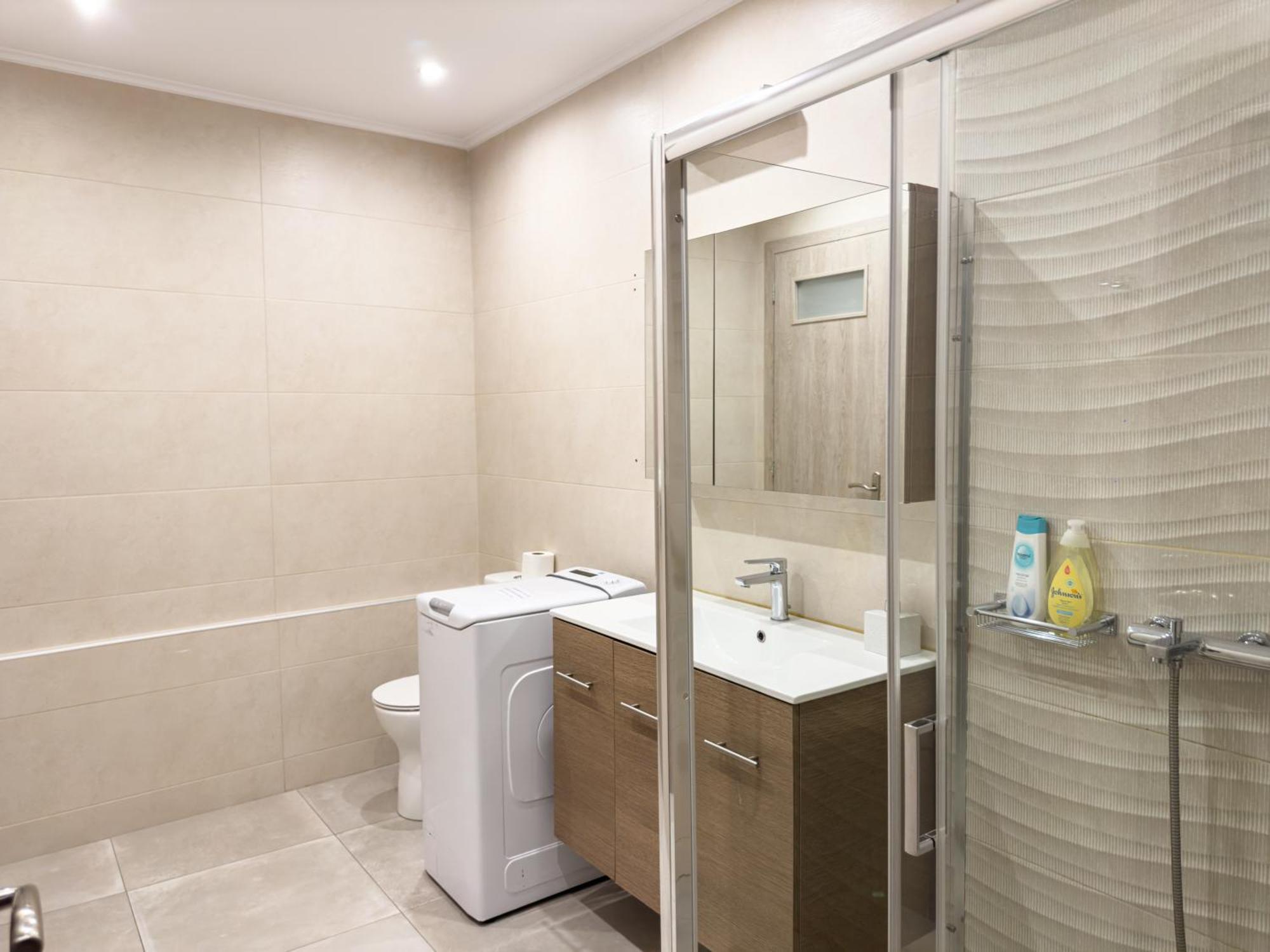 Contemporary & Spacious Renovated Apartment, Dt Syntagma, /Touristic Area 雅典 外观 照片