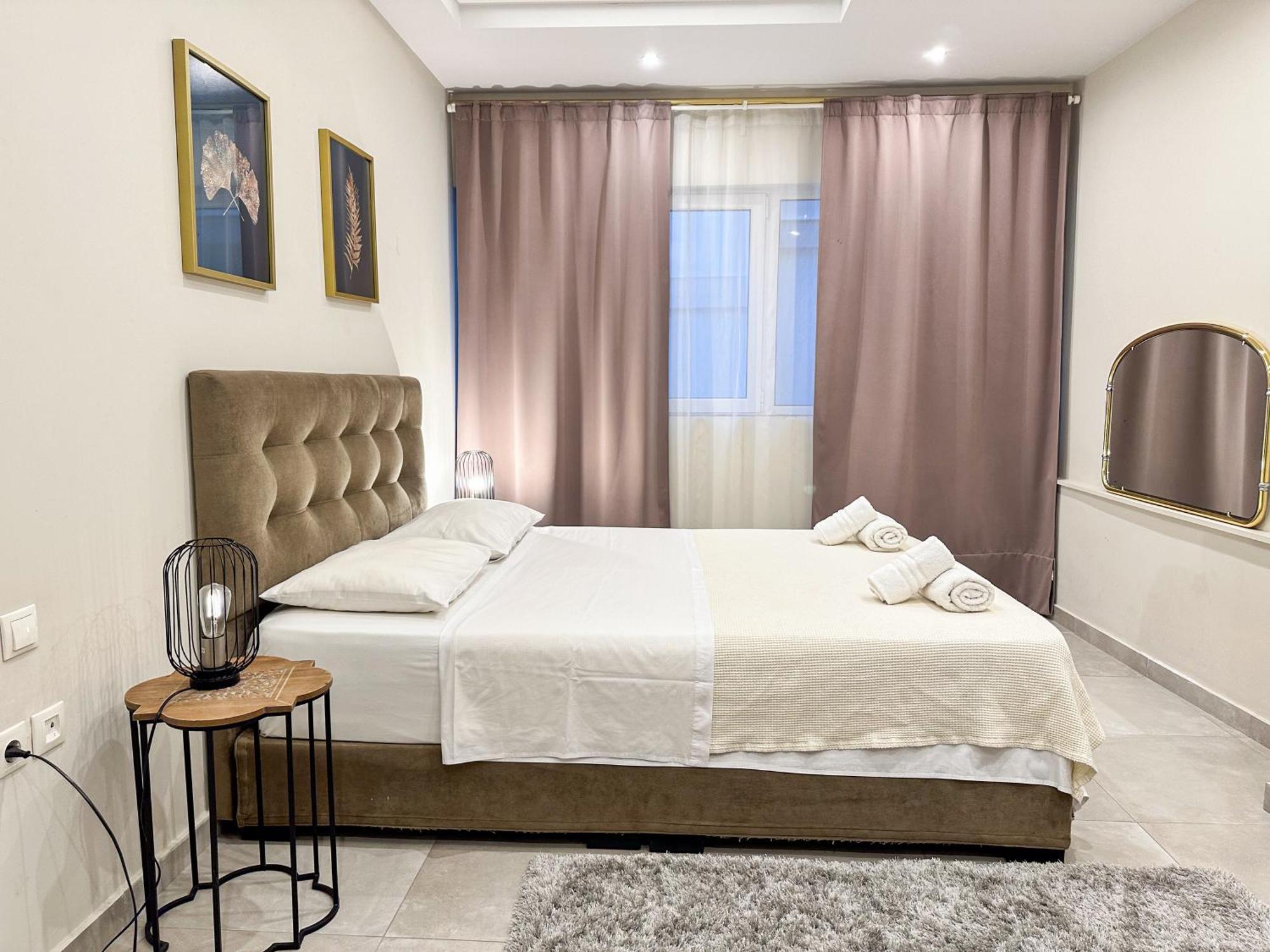 Contemporary & Spacious Renovated Apartment, Dt Syntagma, /Touristic Area 雅典 外观 照片