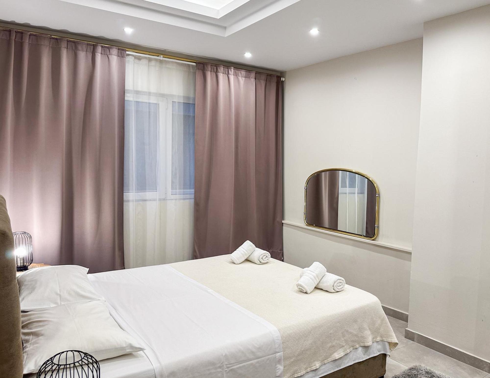 Contemporary & Spacious Renovated Apartment, Dt Syntagma, /Touristic Area 雅典 外观 照片